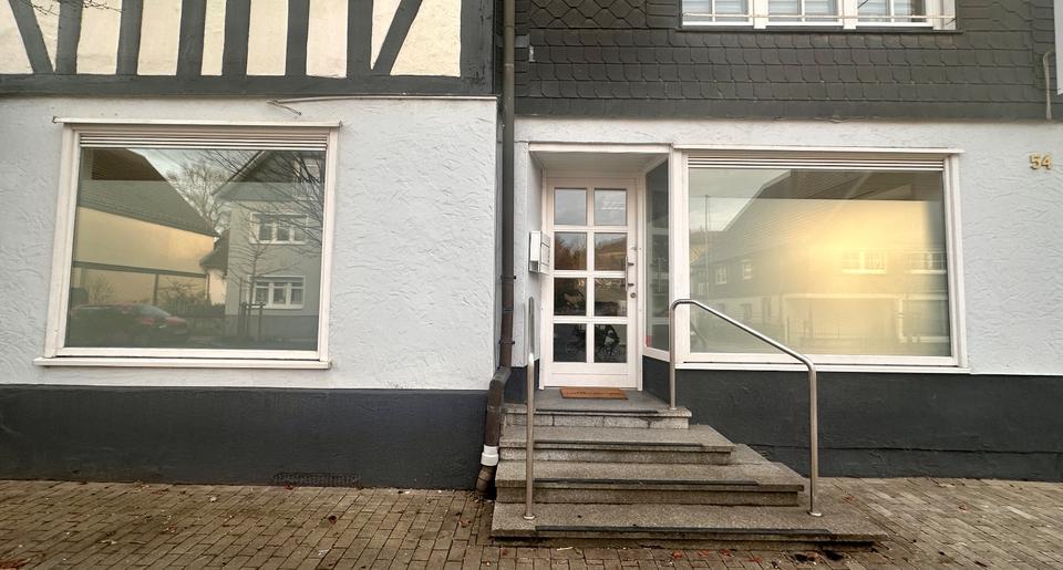 Vielseitig nutzbare Gewerbeeinheit in Lennestadt-Elspe zimmer