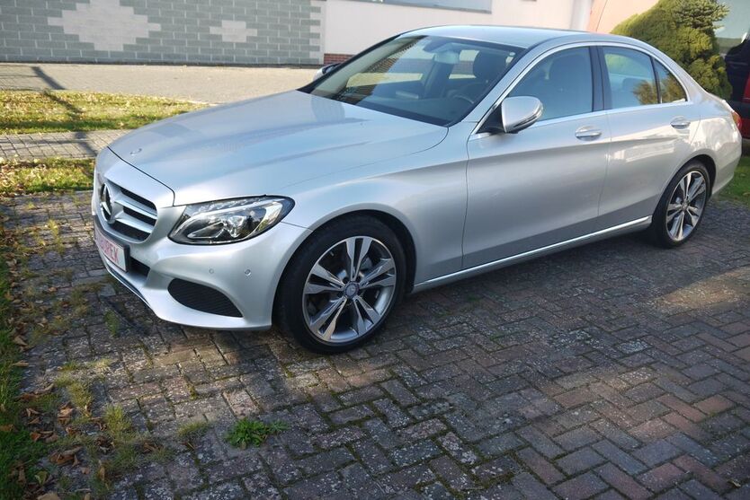 Mercedes-Benz C 180 58.712 km 19.900 € Ueckermünde 17373