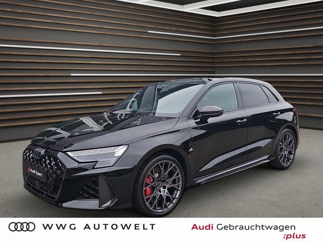 Audi RS3 2.000 km 72.480 &euro; Schwäbisch Gmünd 73527