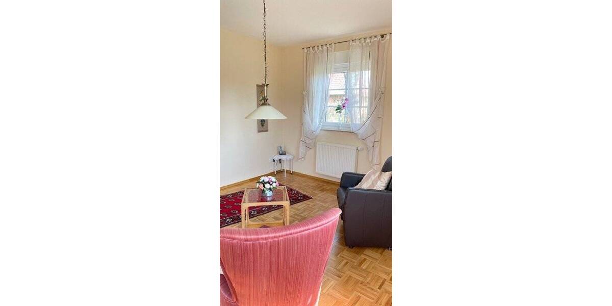 Bungalow Stralendorf - 3 Zimmer, 100 m&sup2;, 490.000&euro; | Angebot:25664621