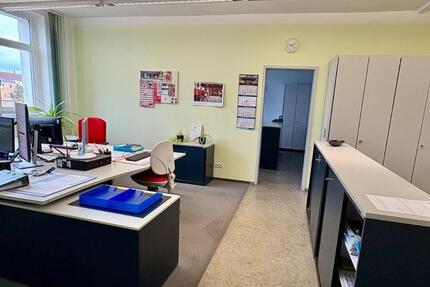 Büroeinheit im Gewerbehof ,, Lackfabrik Halle