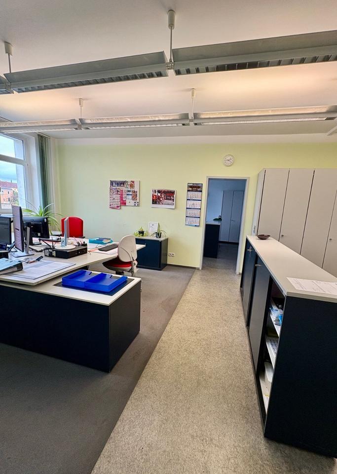 Büroeinheit im Gewerbehof ,, Lackfabrik Halle