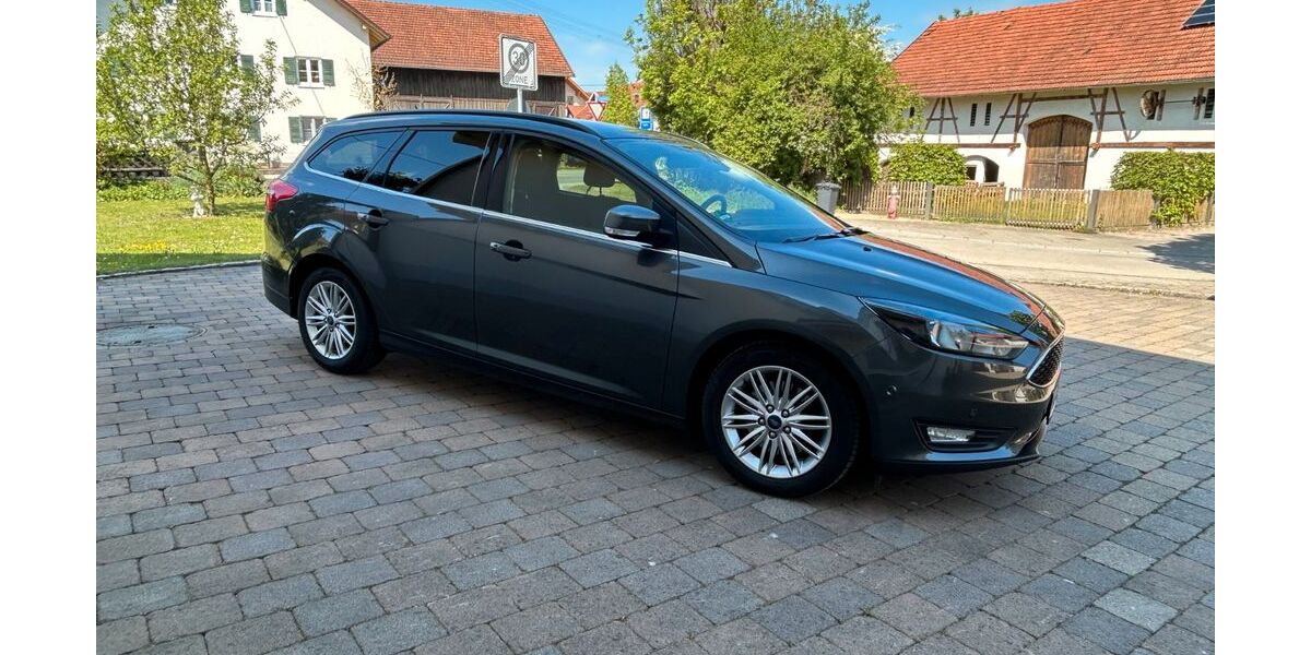 Ford Focus 82.000 km 11.300 &euro; Mindelheim 87719
