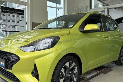 Hyundai i10 3.238 km 16.950 &euro; Hamburg 22761