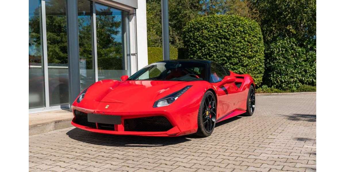 Ferrari 488 23.900 km 233.900 € Grünwald 82031