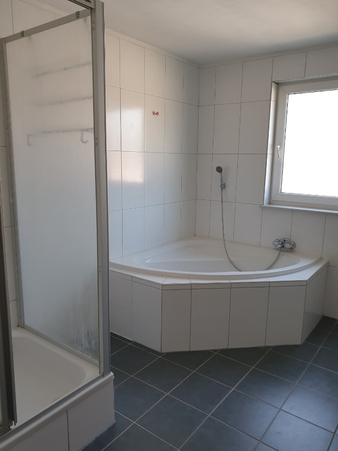Attraktives, vermietetes Reihenendhaus mit Garage und kleinem Grundstück – rentable Kapitalanlage 5 zimmer