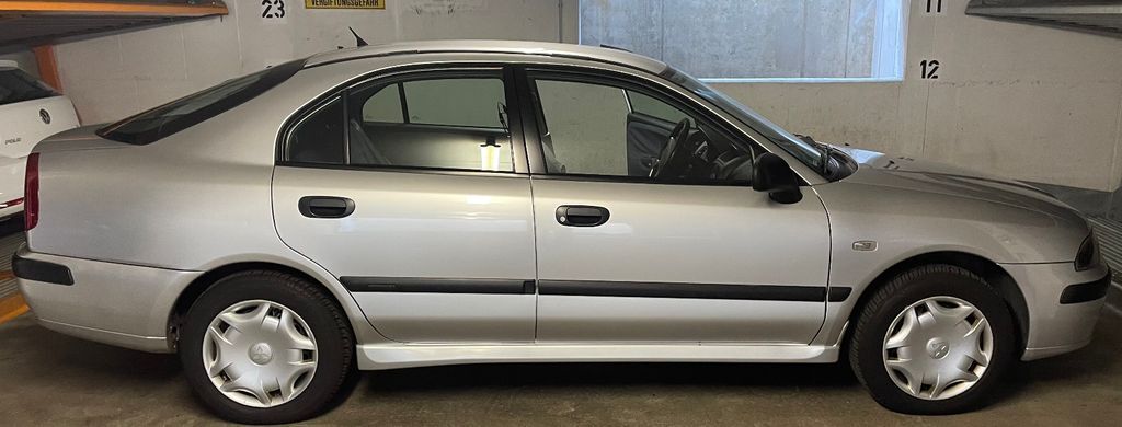 Mitsubishi Carisma 180.800 km 2.800 € Dresden 01309