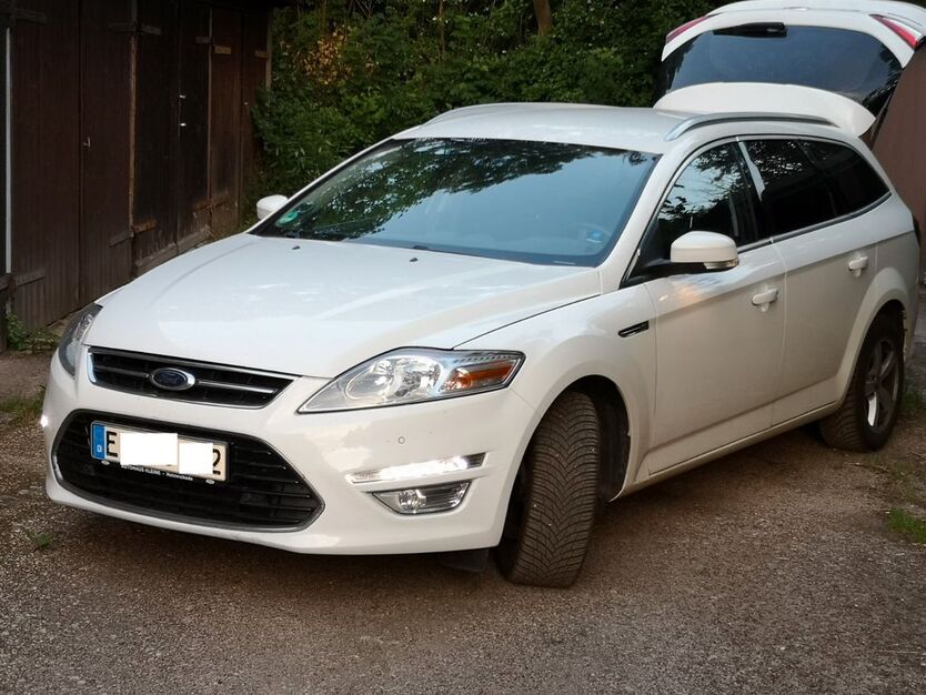 Ford Mondeo 125.200 km 8.990 € Wutha-Farnroda 99848