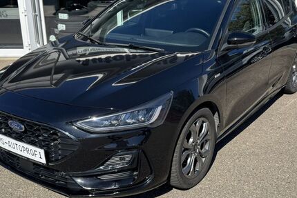 Ford Focus 29.332 km 22.491 &euro; Trossingen 78647