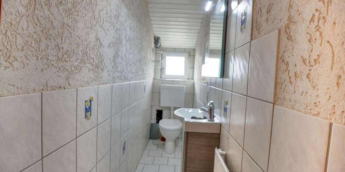 Bezugfsfreie 6 ZKBB mit XL-Panoramaterrasse & Gemeinschaftsgarten Gepflegtes 2FH mit Garage - Etagenwohnung Mannheim Sandhofen | Angebot:26757726