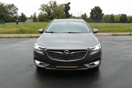 Opel Insignia 132.801 km 9.900 &euro; Dresden 01237