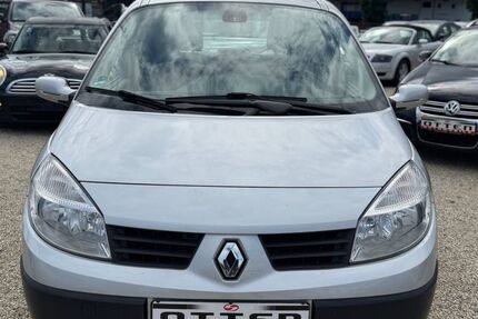 Renault Scenic 78.000 km 3.290 € Singen 78224