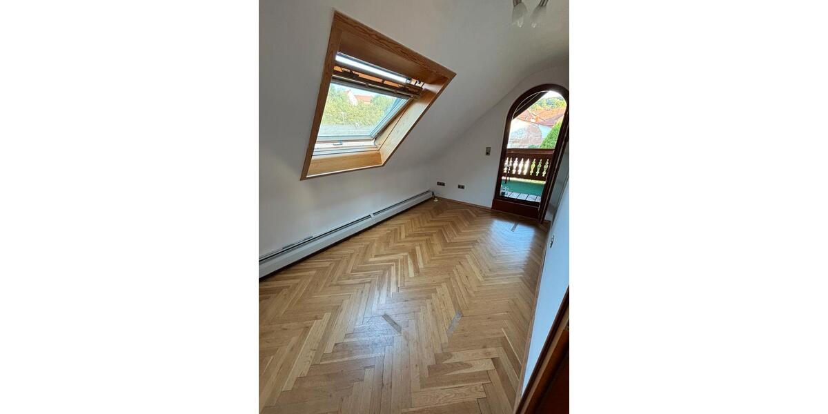 Dachgeschoßwohnung Zweibrücken - 3 Zimmer, 55 m&sup2;, 500&euro; | Angebot:26384596