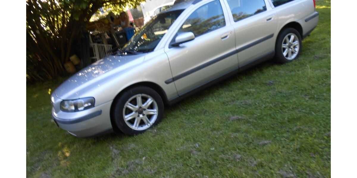 Volvo V70 290.000 km 1.350 &euro; TANGSTEDT 25499