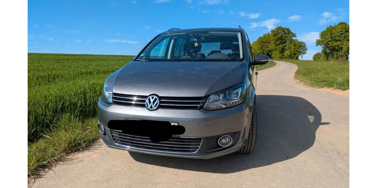 VW Touran 187.000 km 7.950 &euro; Ostfildern 73760
