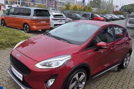 Ford Fiesta 90.117 km 9.699 &euro; Wolfsburg 38446