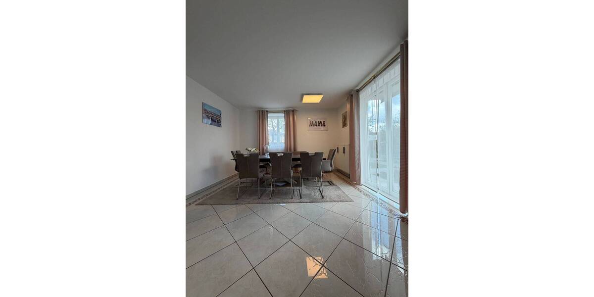 Einfamilienhaus Waldkraiburg - 6 Zimmer, 245 m&sup2;, 850.000&euro; | Angebot:26554757