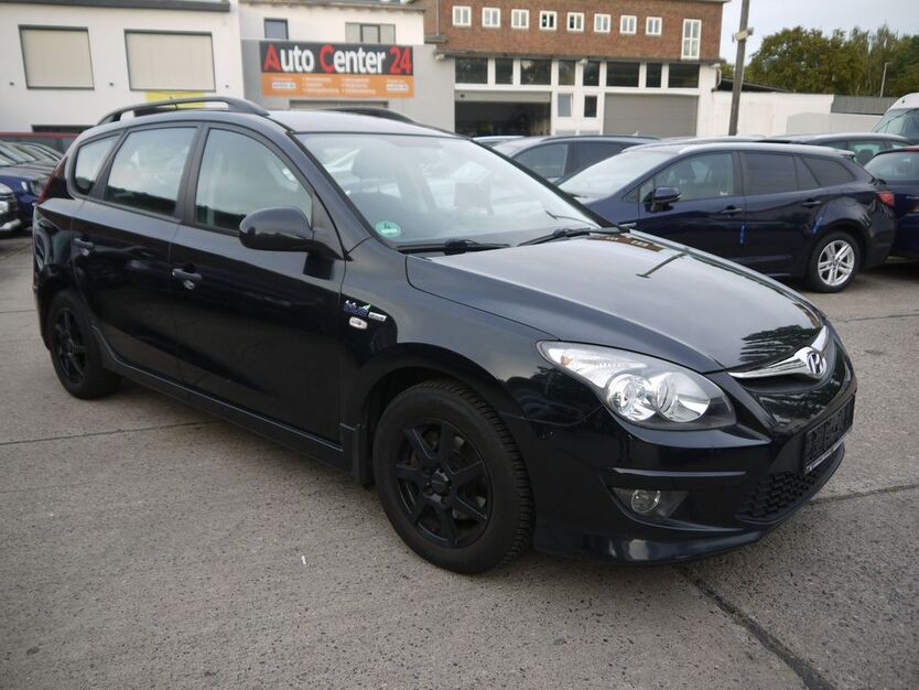 Hyundai i30 149.000 km 4.499 € Berlin 12439