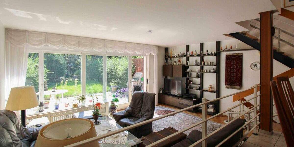 Bezugsfrei: Gepflegtes 3,5-Zi.-Reihenmittelhaus mit Tiefgarage und Garten in Nikolassee! 3 zimmer