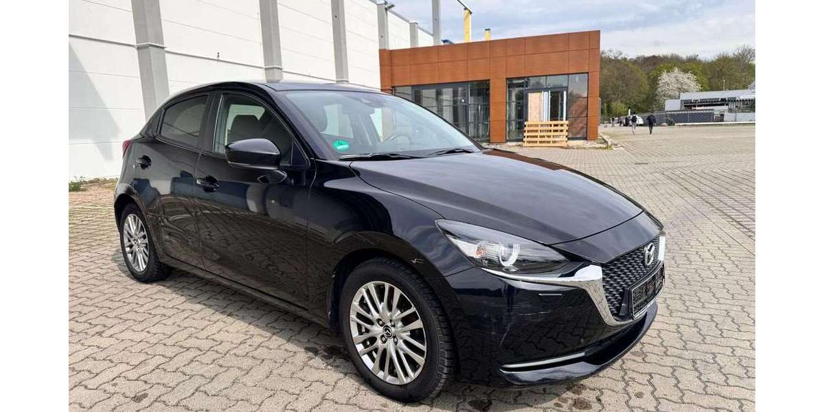 Mazda 2 87.000 km 8.990 &euro; Salzgitter 38226