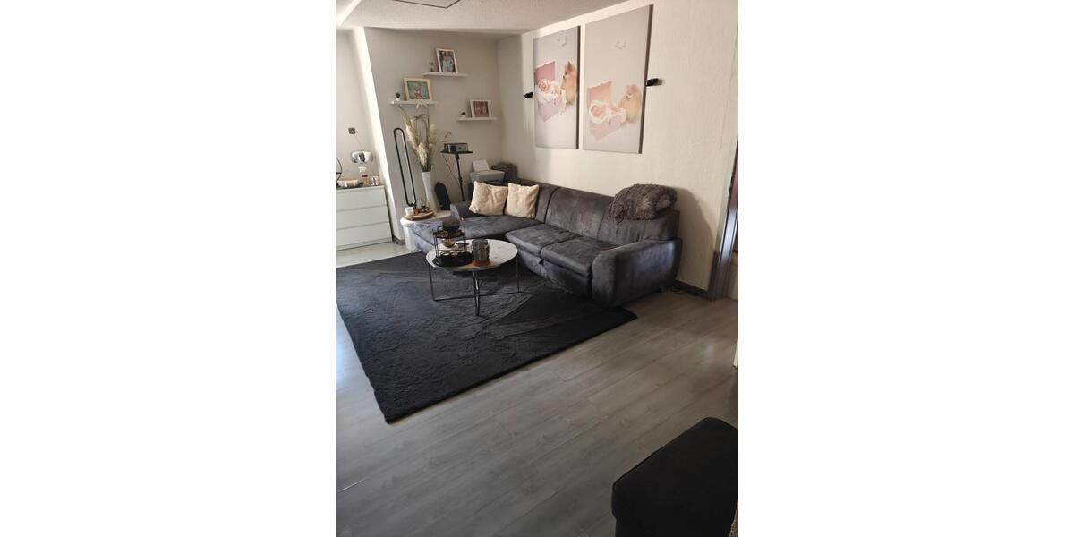 Dachgeschoßwohnung Kreuztal - 2.5 Zimmer, 68 m&sup2;, 139.000&euro; | Angebot:26266043