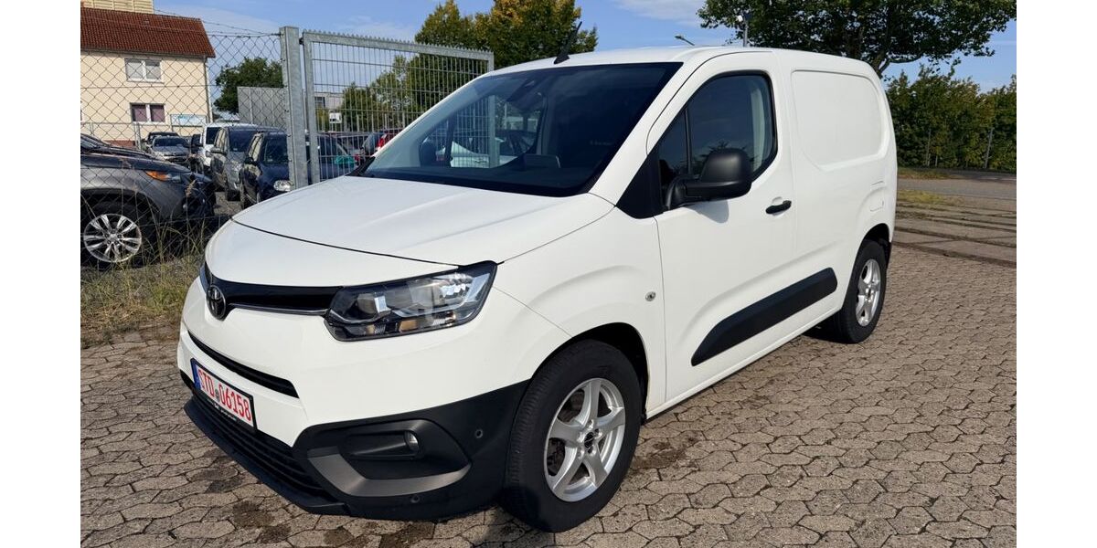 Toyota Proace City 85.000 km 11.999 &euro; Buxtehude 21614