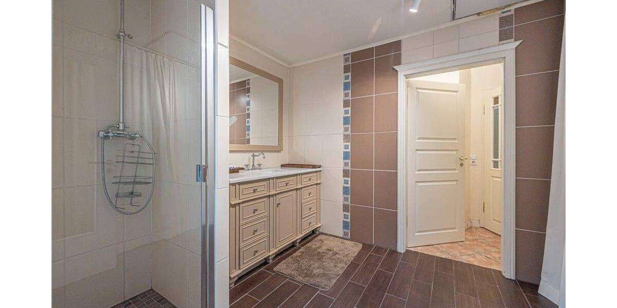 Mehrfamilienhaus, Wohnhaus Brokstedt - 5 Zimmer, 192 m&sup2;, 599.000&euro; | Angebot:25772850