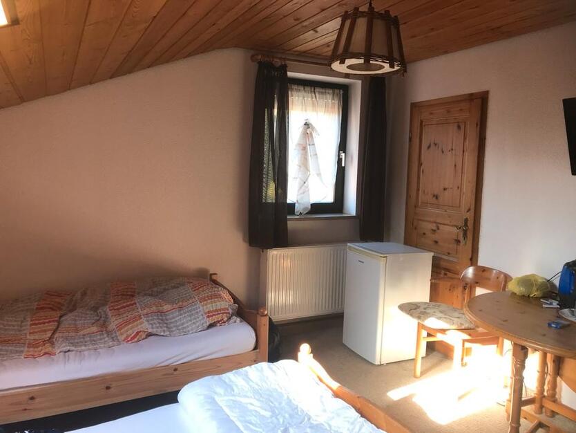 Zimmer zu vermieten