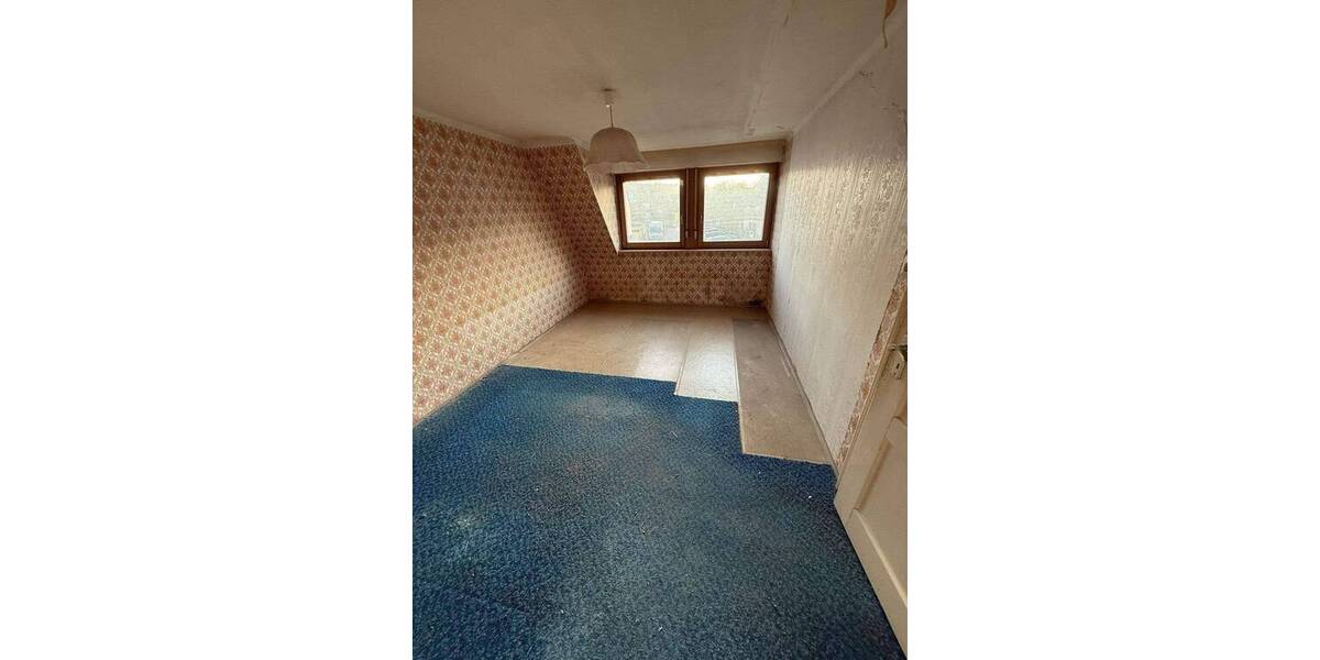 Doppelhaushälfte Bubenreuth - 1 Zimmer, 107 m&sup2;, 299.000&euro; | Angebot:26885654