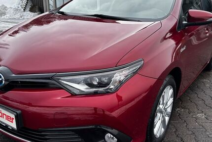 Toyota Auris 94.177 km 16.990 &euro; Suhl 98529