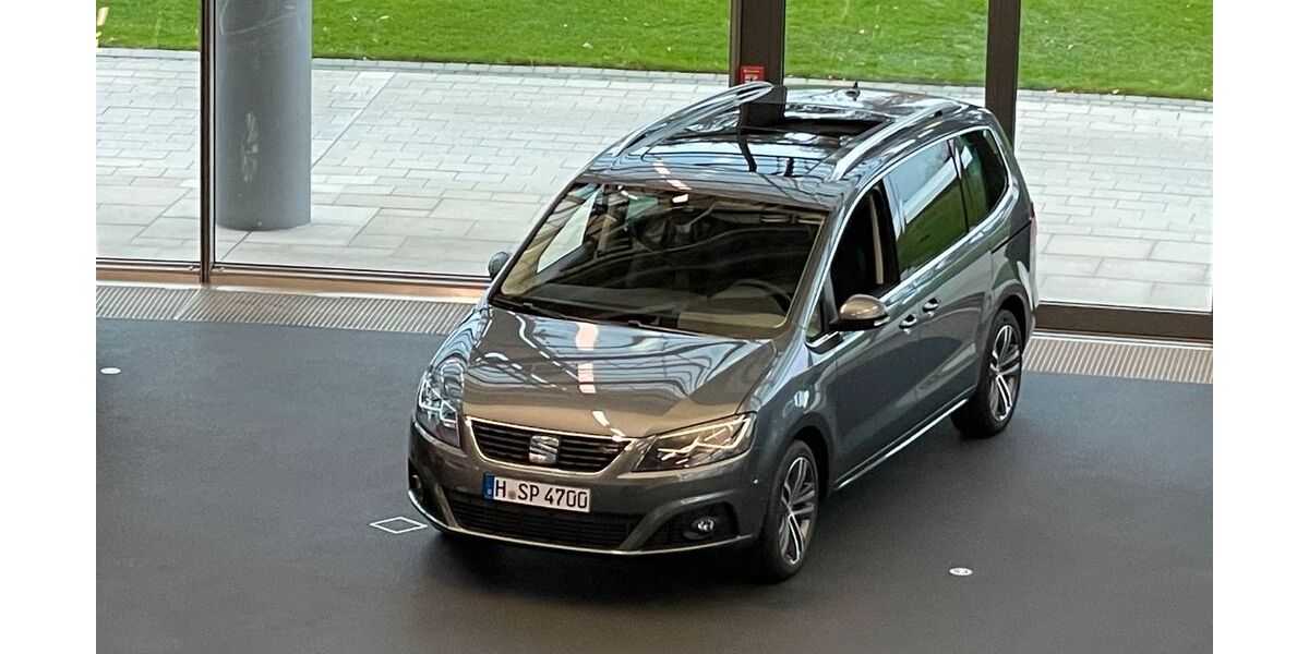 Seat Alhambra 44.894 km 32.480 &euro; Garbsen 30826