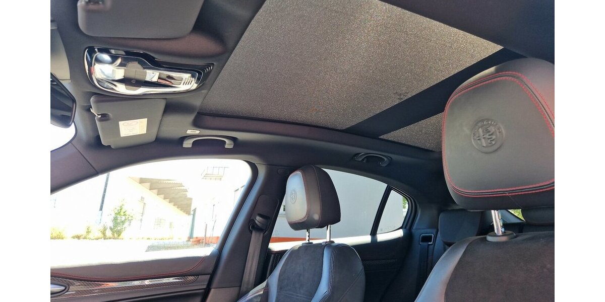 Alfa Romeo Stelvio Quadrifoglio Q4 63.569 km 46.800 € Wilsdruff 01723