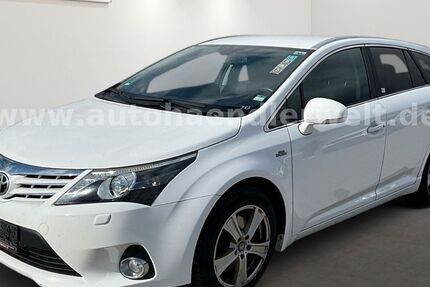 Toyota Avensis 183.820 km 5.199 &euro; Brehna 06796