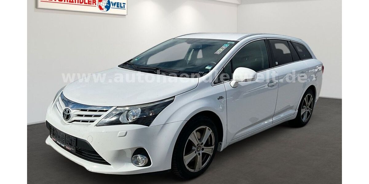 Toyota Avensis 183.820 km 5.199 &euro; Brehna 06796