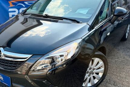 Opel Zafira 43.000 km 12.399 &euro; Viersen 41747