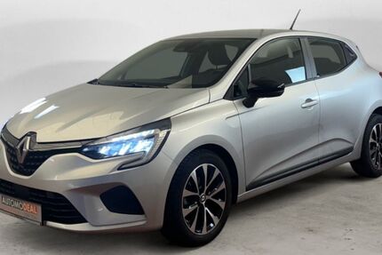 Renault Clio 18.283 km 14.489 &euro; Moers 47445