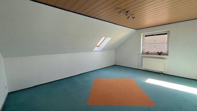 Einfamilienhaus Rositz - 6 Zimmer, 129 m&sup2;, 1.050&euro; | Angebot:26155049