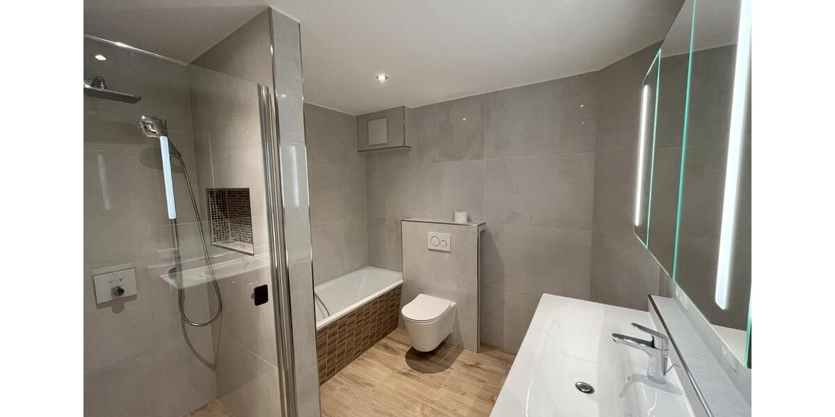 Etagenwohnung Plau am See - 2 Zimmer, 60 m&sup2;, 900&euro; | Angebot:25760746