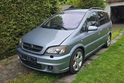 Opel Zafira 270.000 km 1.400 € Dachau 85221