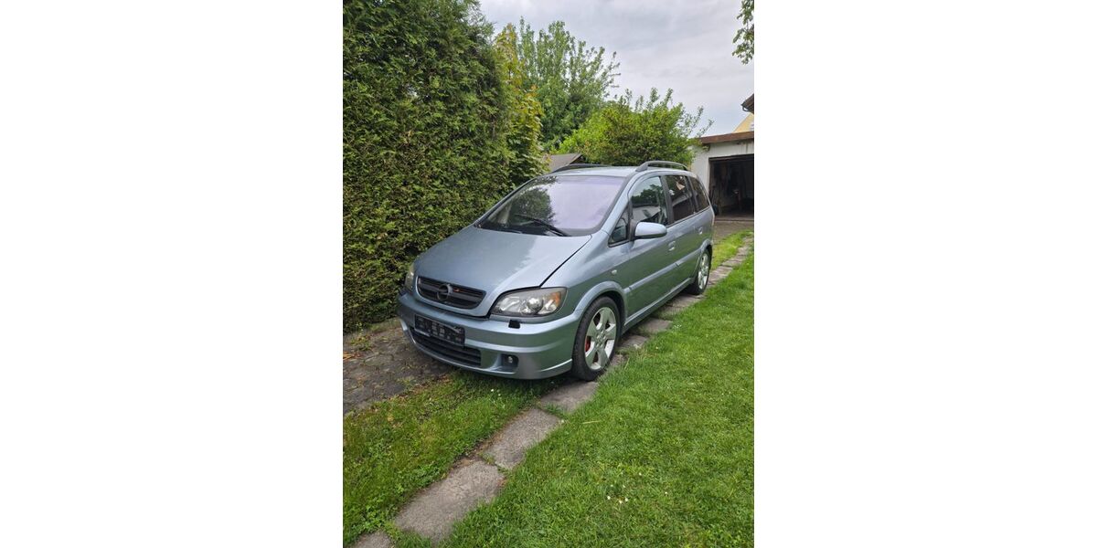 Opel Zafira 270.000 km 1.400 € Dachau 85221