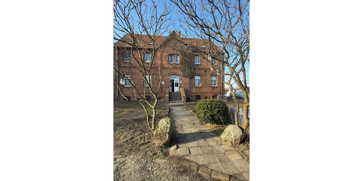 Erdgeschoßwohnung Brüel - 2 Zimmer, 74 m&sup2;, 790&euro; | Angebot:25321681