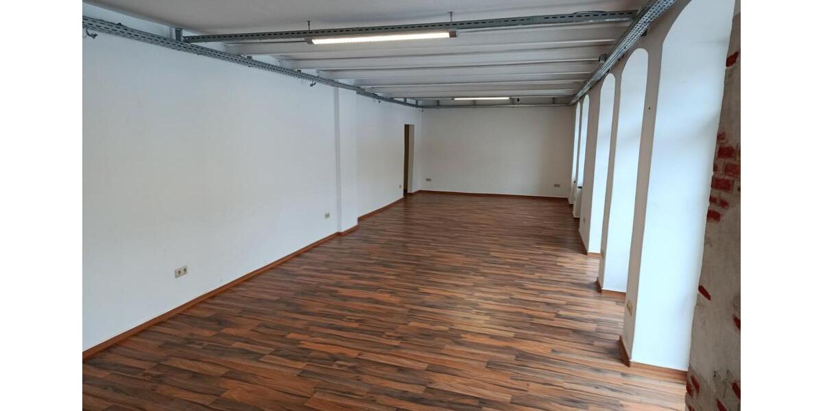 Gewerbeobjekt Freiberg - 400&euro; | Angebot:26170145