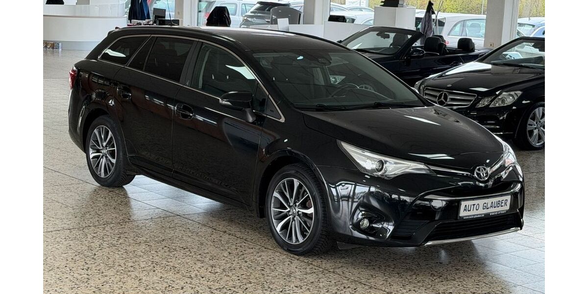 Toyota Avensis 97.000 km 17.950 &euro; Rüsselsheim 65428