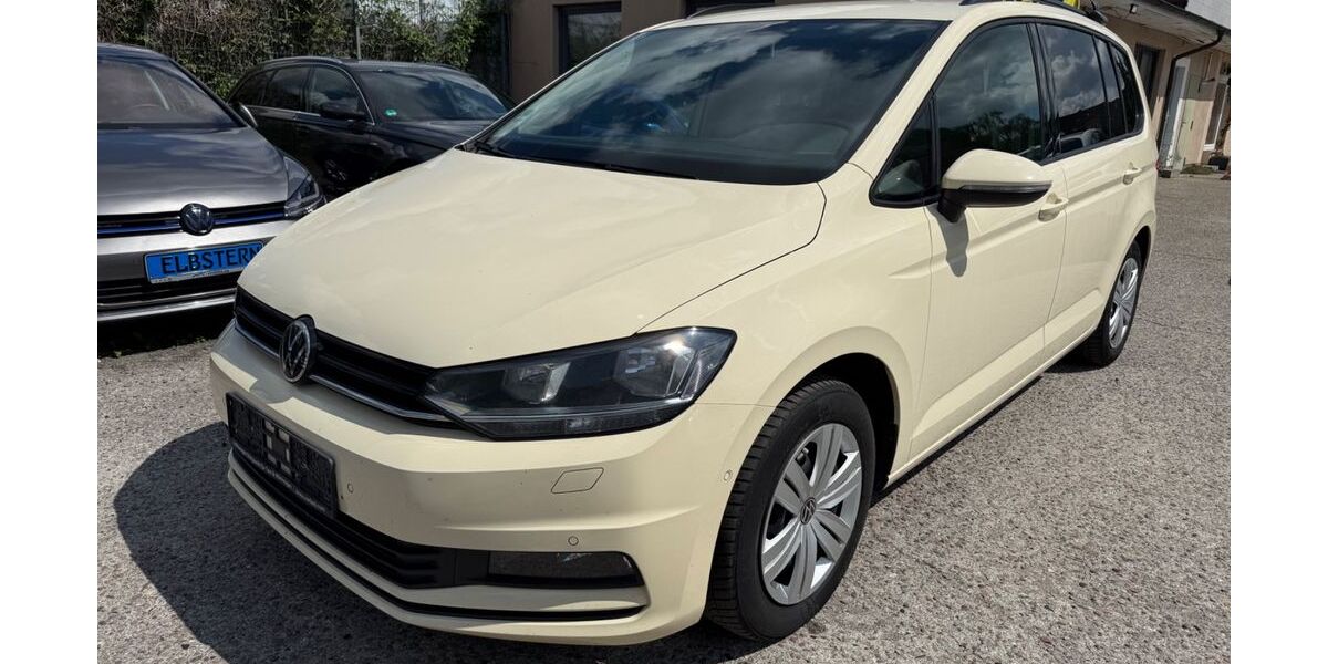 VW Touran 277.000 km 9.890 &euro; Hamburg 22047