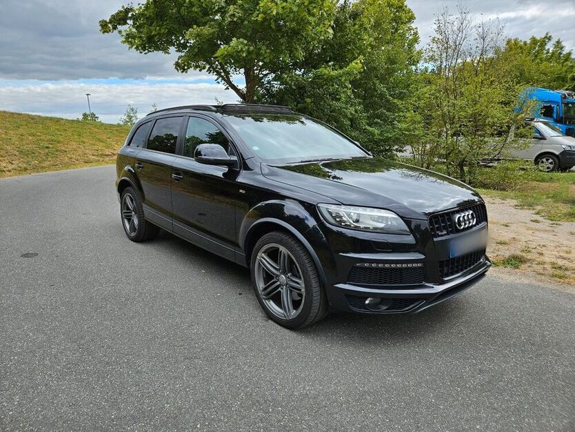 Q7