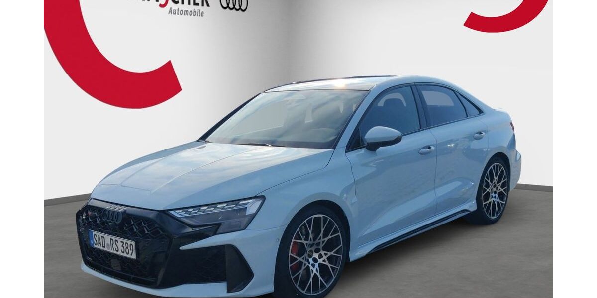 Audi RS3 4.900 km 72.888 &euro; Wackersdorf 92442