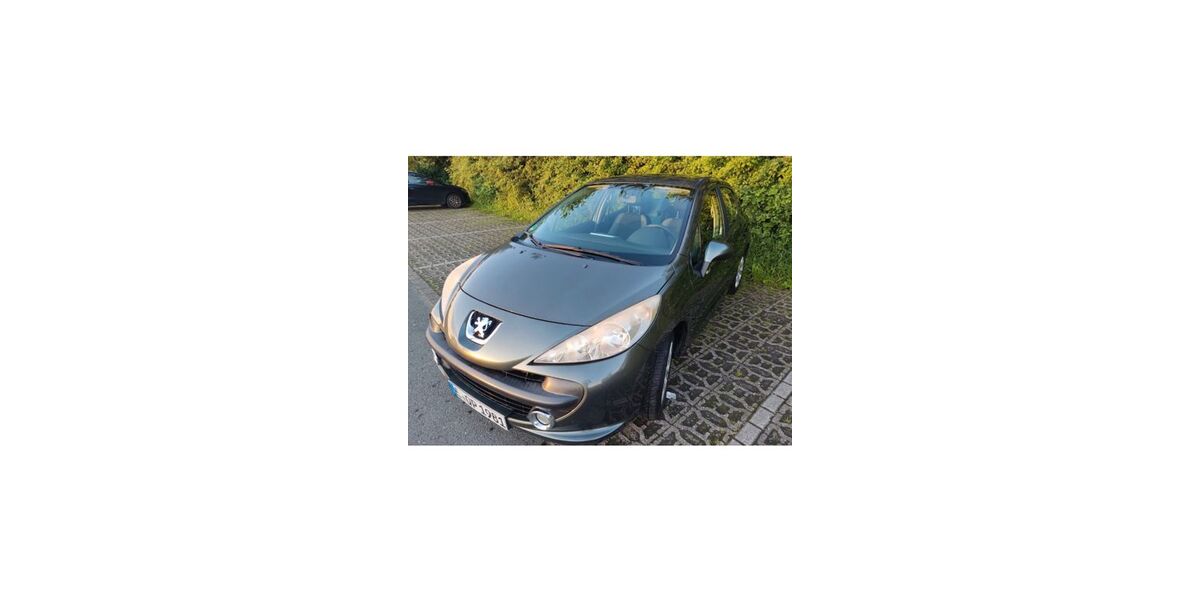Peugeot 207 145.000 km 2.100 &euro; Rösrath 51503