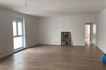 Etagenwohnung Neutraubling - 1 Zimmer, 110 m&sup2;, 1.350&euro; | Angebot:25172846