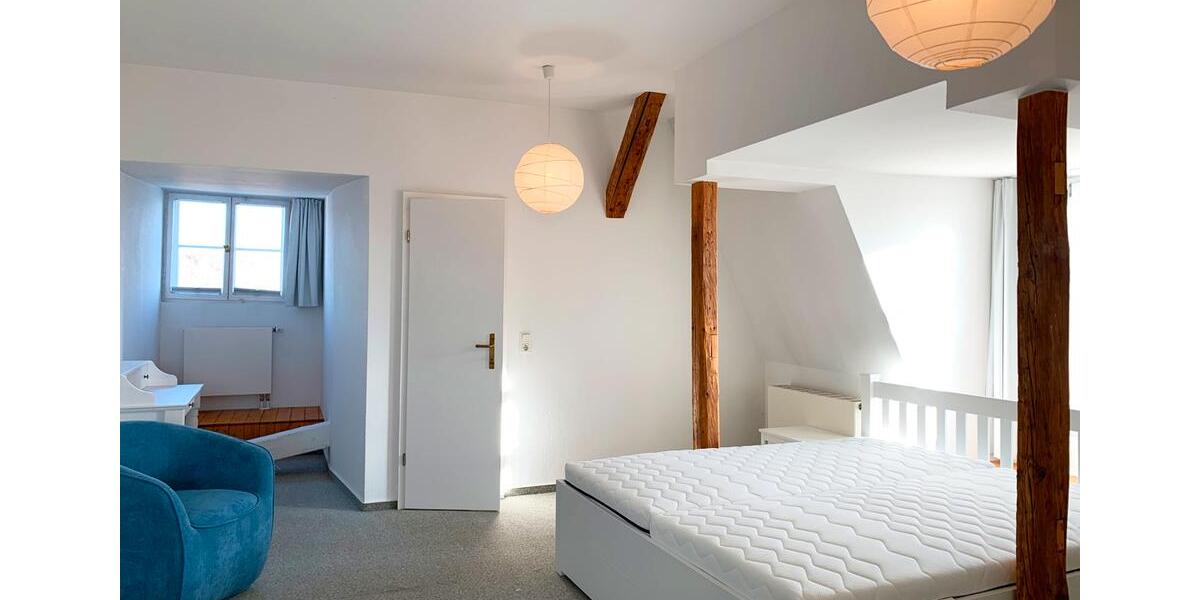 Dachgeschoßwohnung Halle (Saale) - 3 Zimmer, 75 m&sup2;, 1.190&euro; | Angebot:26008357