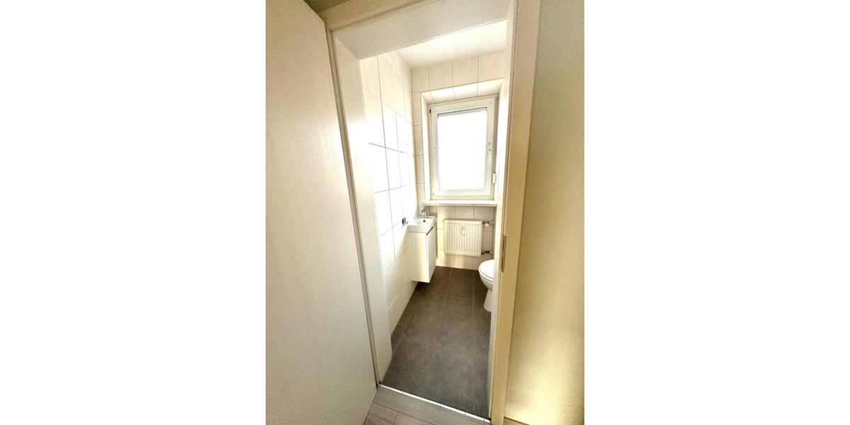 Etagenwohnung Vilsbiburg - 4 Zimmer, 100 m&sup2;, 900&euro; | Angebot:26420650